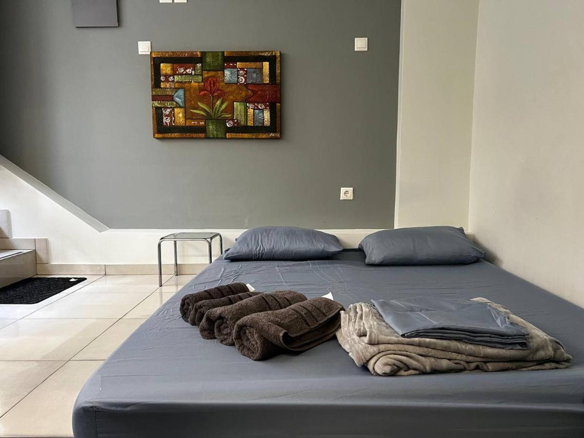 Διαμέρισμα Central Renovated Studio